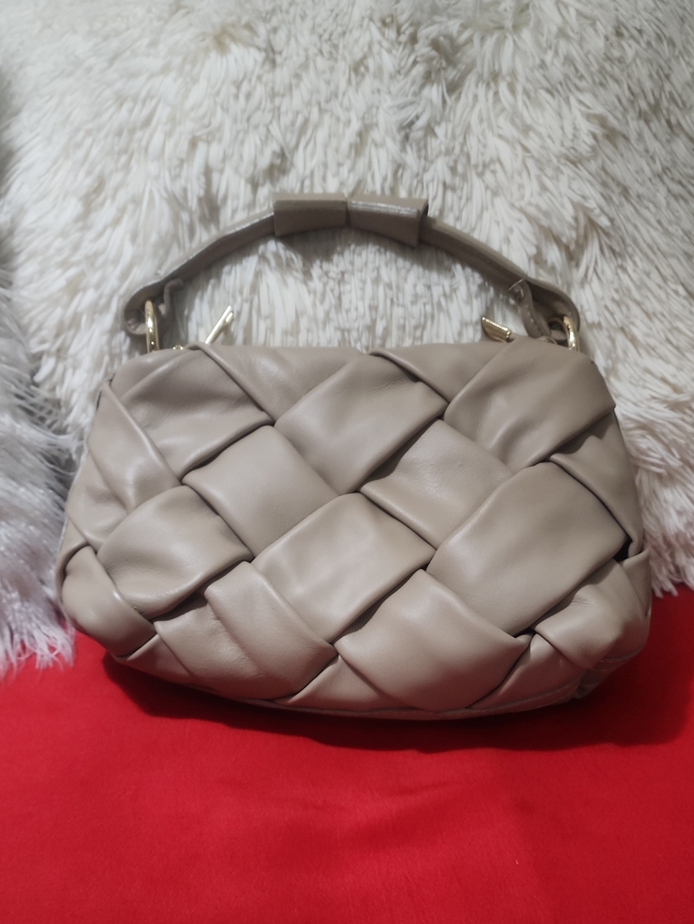 Valentina Fiore Woven Top-Handle Women's Shoulder Bag in Taupe